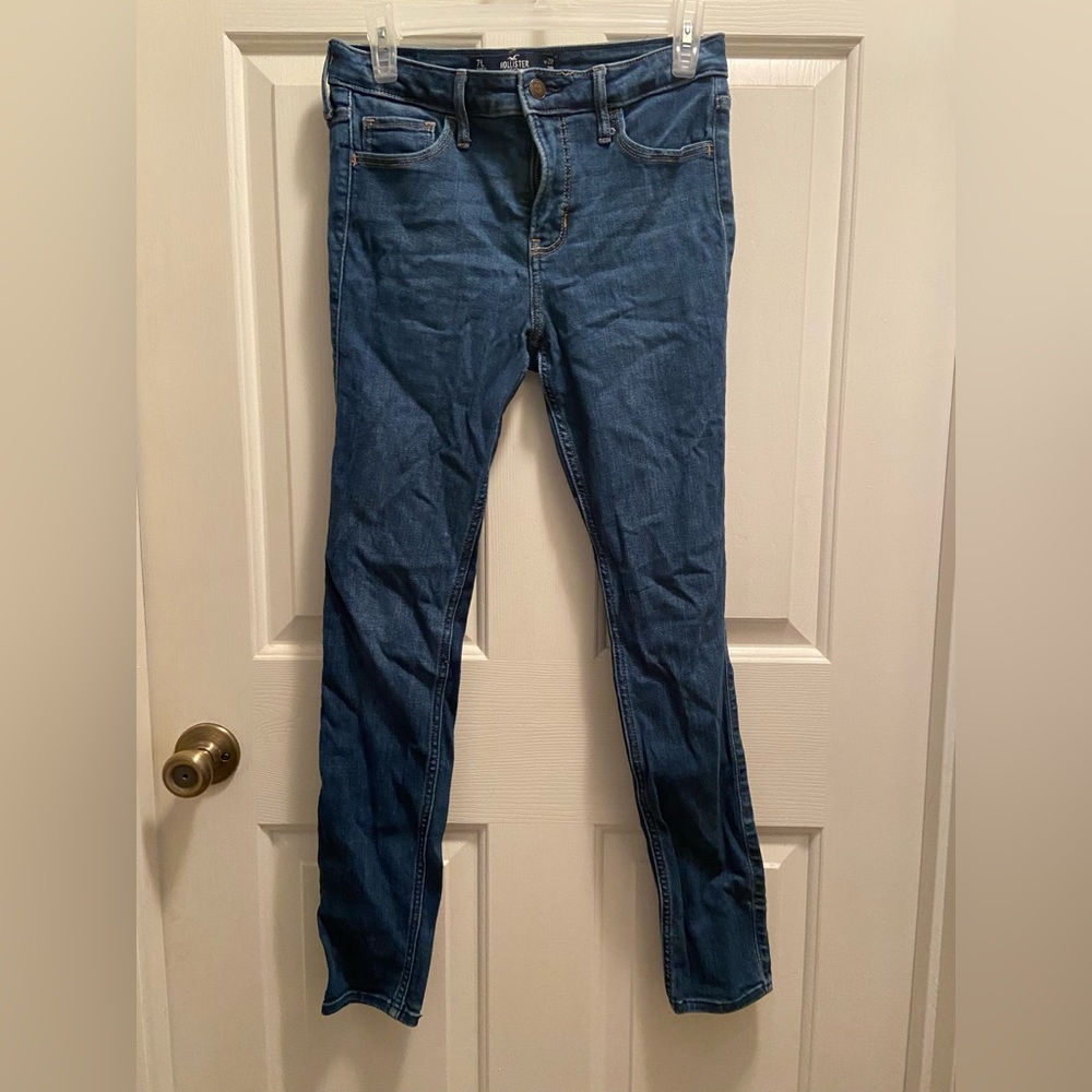 Hollister Mid-Rise Super Skinny Jeans